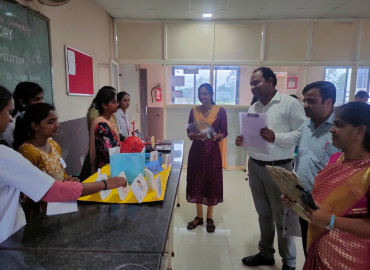 Model presentation on the occasion of world pharmacist day